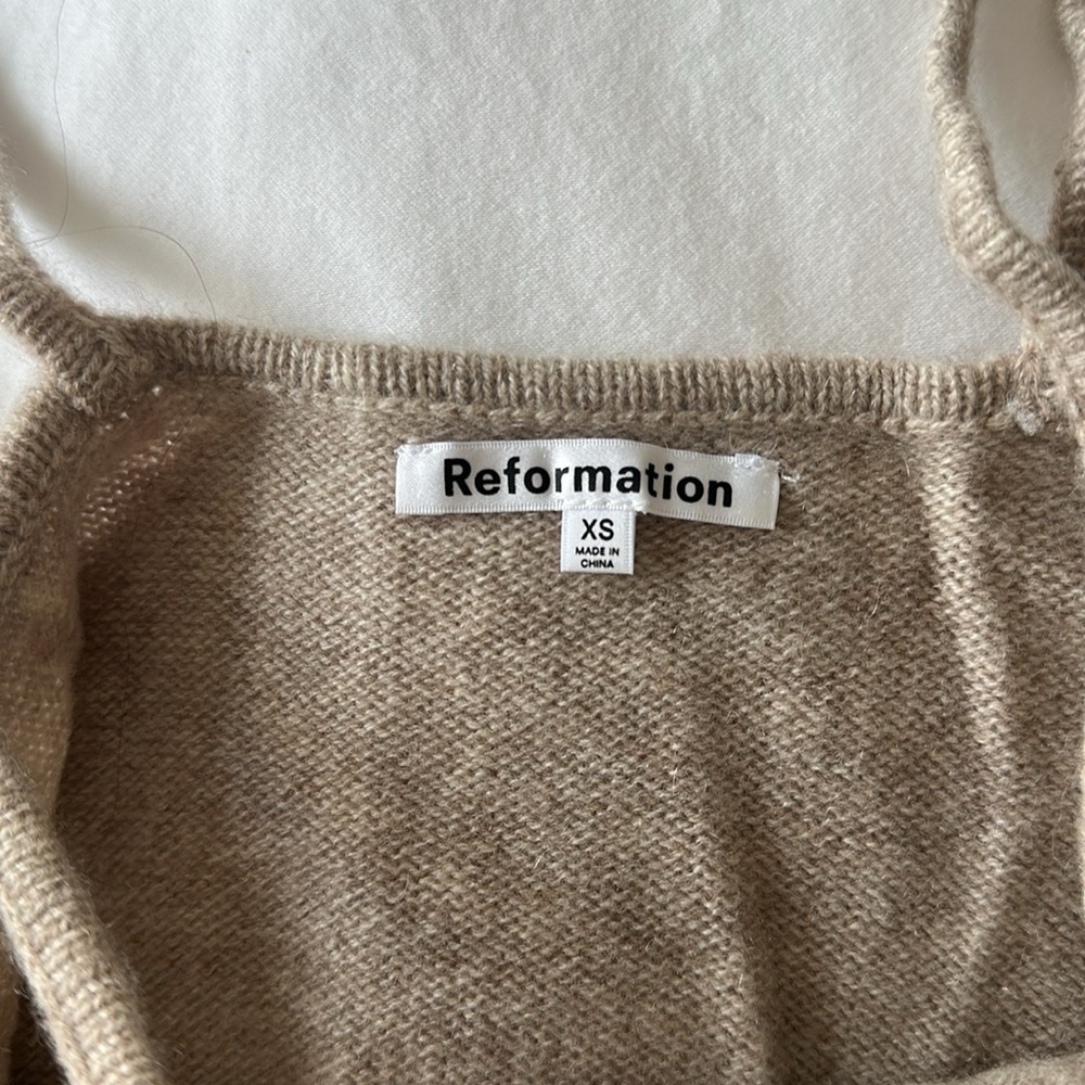 Reformation Isola Cashmere Set - Picture 7 of 9
